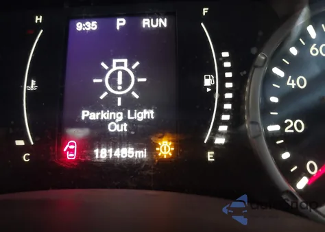 2016 Jeep Renegade Latitude z USA, uszkodzony, nr VIN ZACCJABT2GPE33167